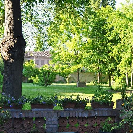 Отель La Casa Di Marina Феррара Экстерьер фото