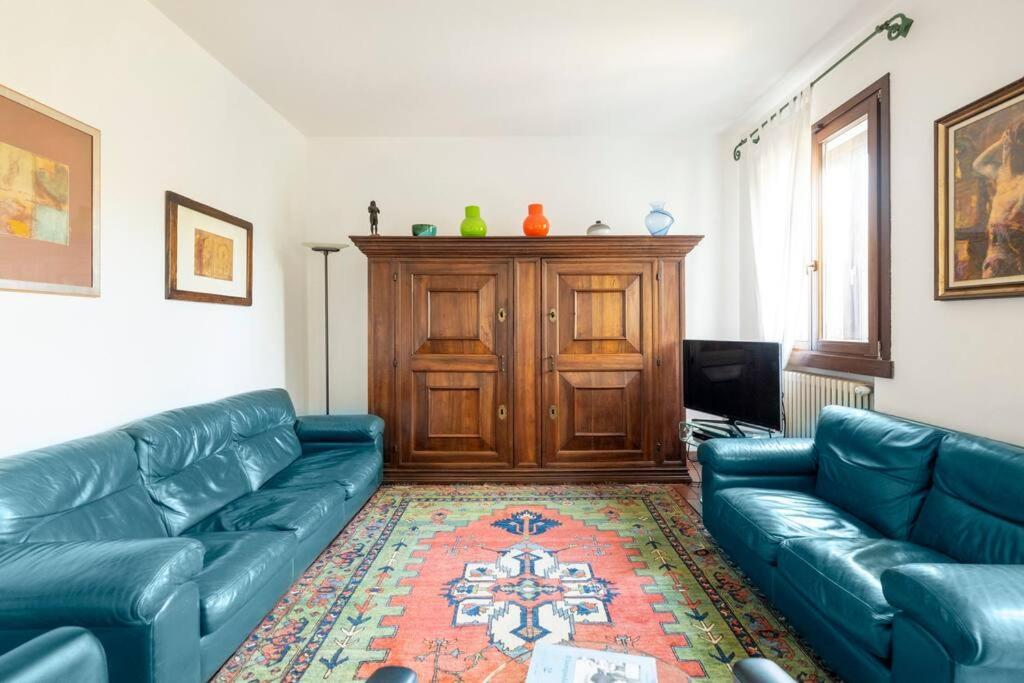 Отель La Casa Di Marina Феррара Экстерьер фото