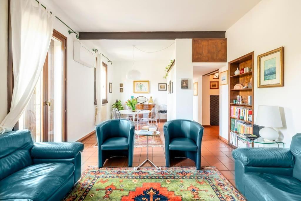 Отель La Casa Di Marina Феррара Экстерьер фото